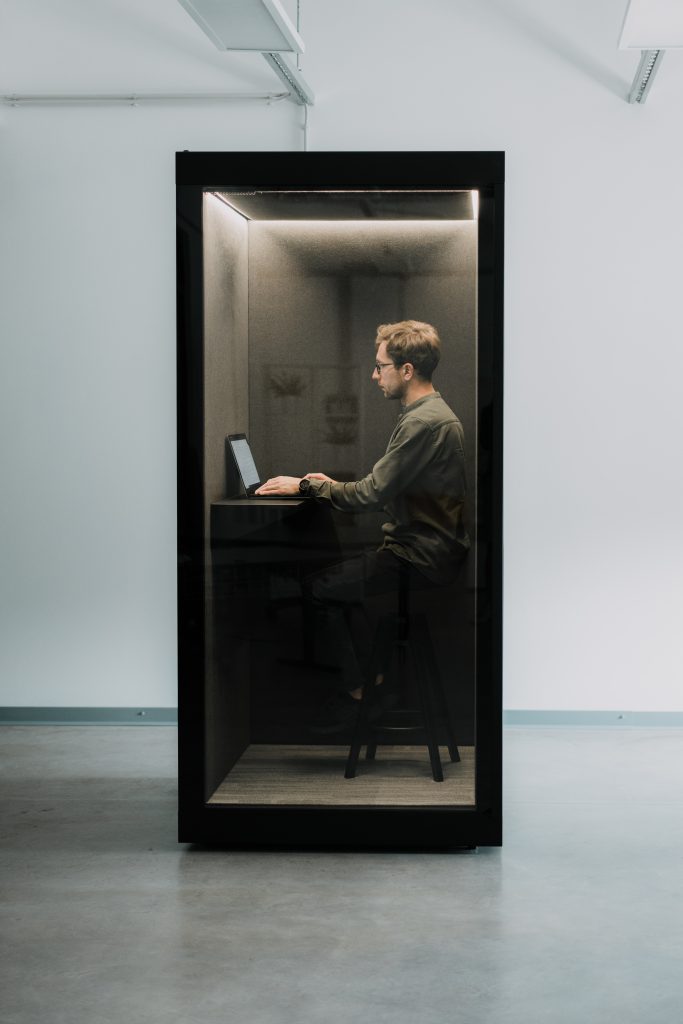 ARKA Silent SOLO acoustic pod without curtains